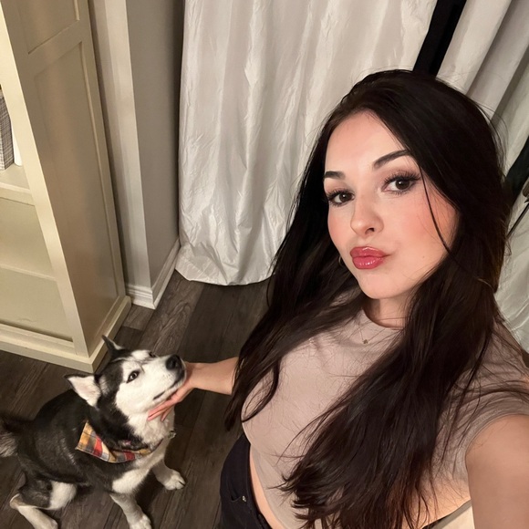 Meet your Posher, Natalia - Picture 3 of 4